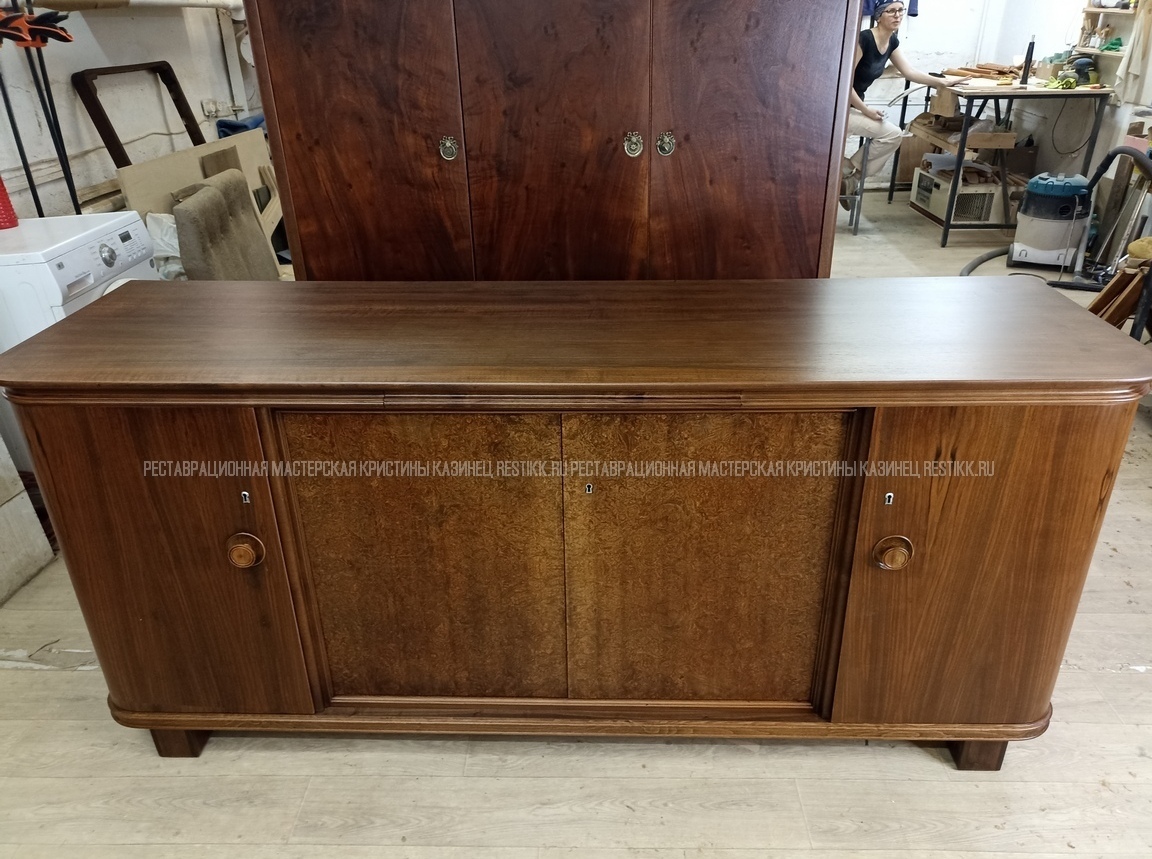 Реставрация буфета из двух частей