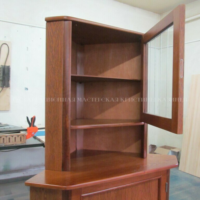 Реставрация углового буфета