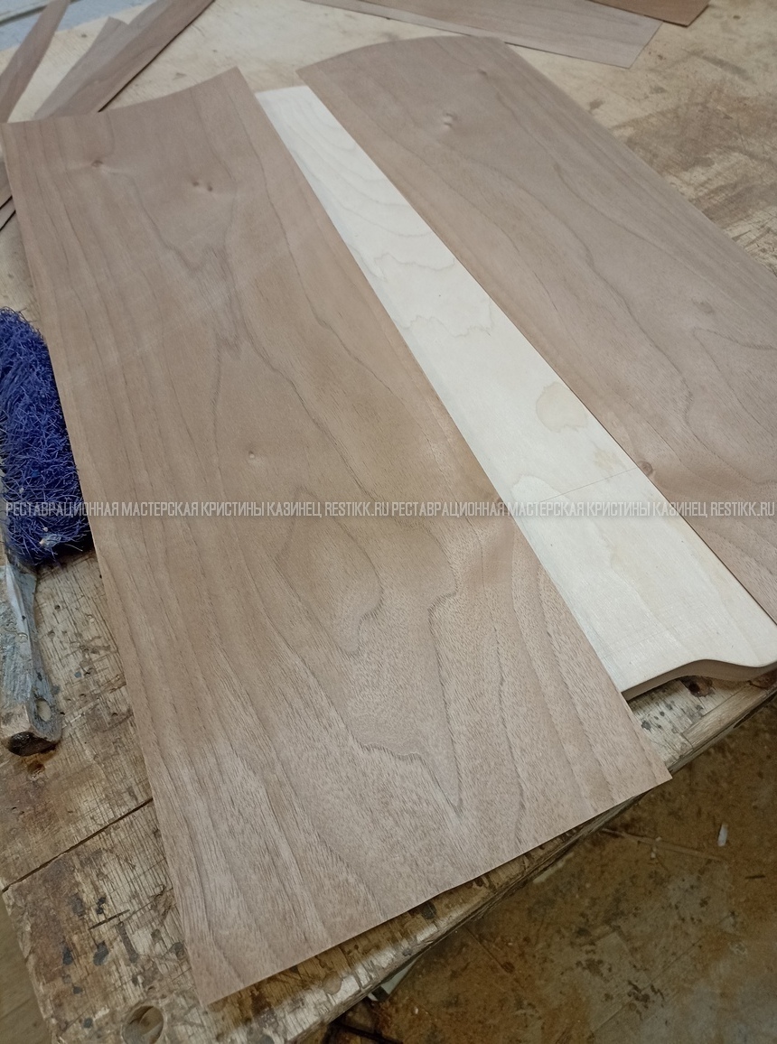 Реставрация малых предметов мебели