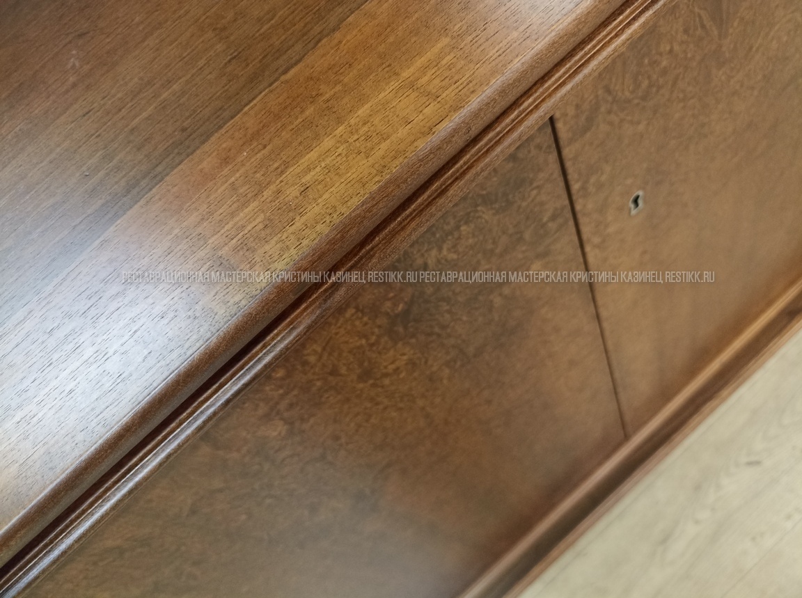 Реставрация буфета из двух частей