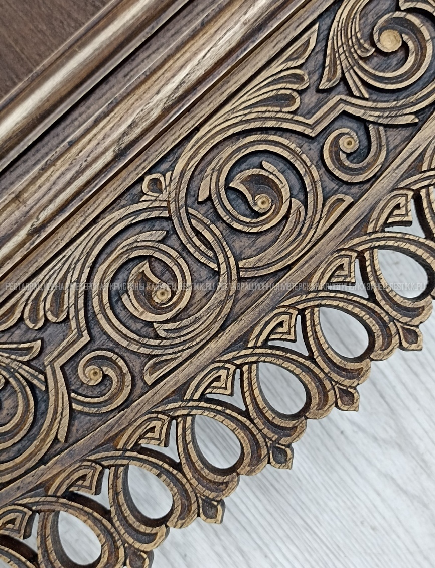 Реставрация современного киота с отделкой под старину