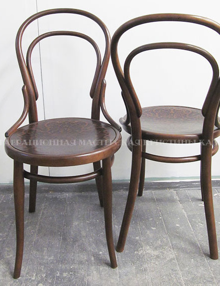 стулья тонет