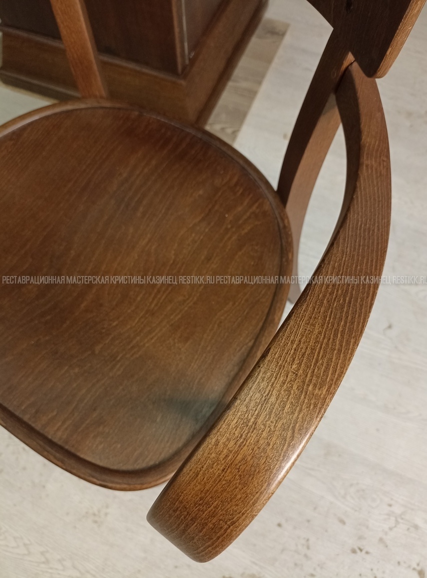 Реставрация полукресла из бука
