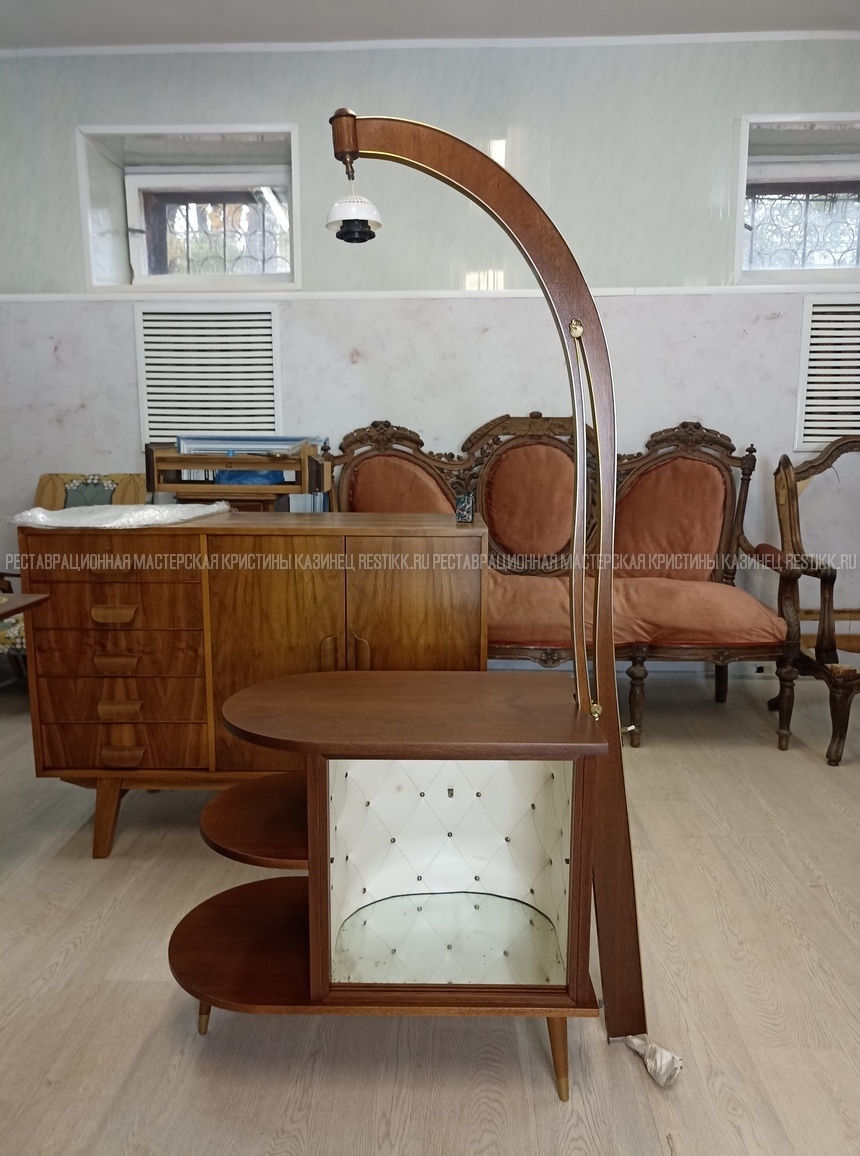 Реставрация малых предметов мебели