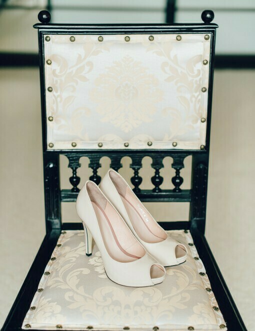 Антикварный стул