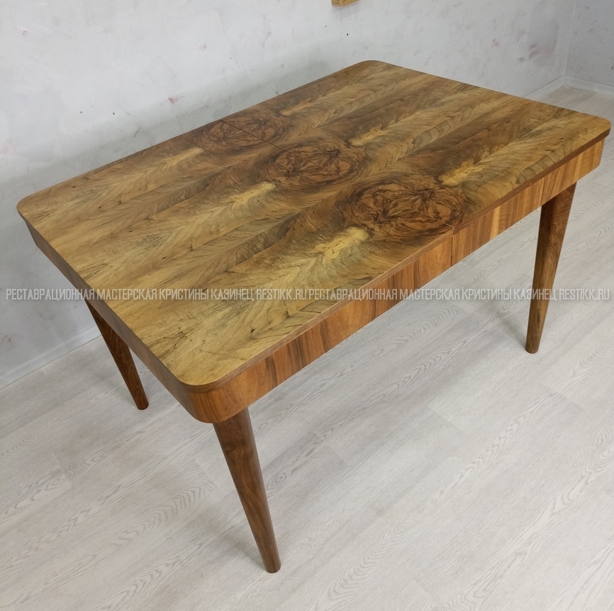 антикварный письменный стол