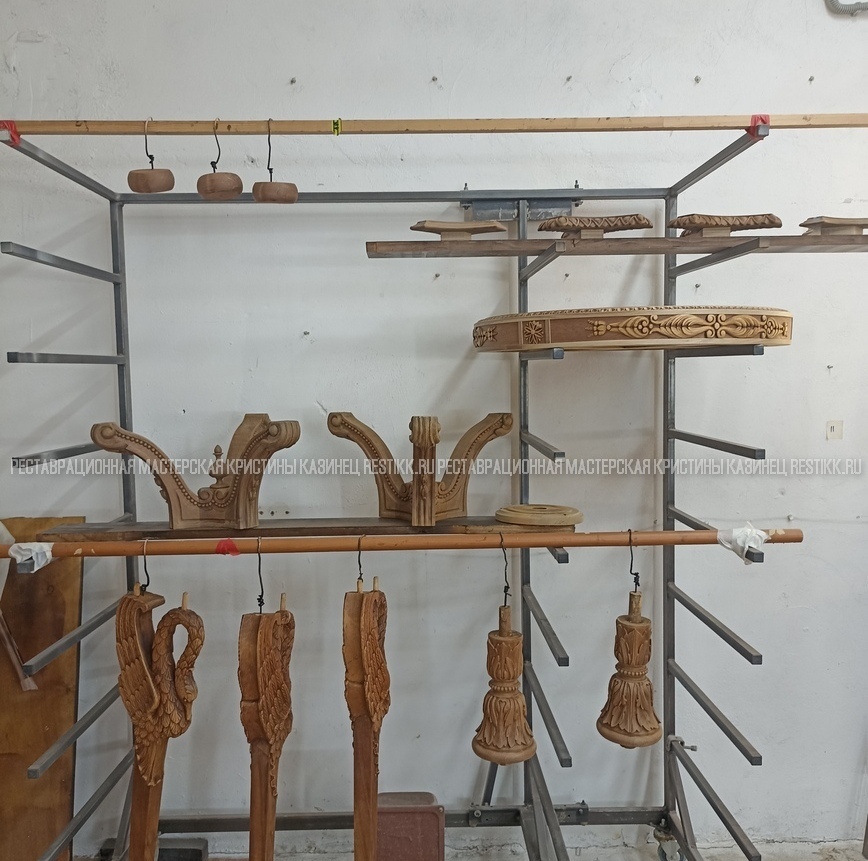 Реставрация антикварного столика