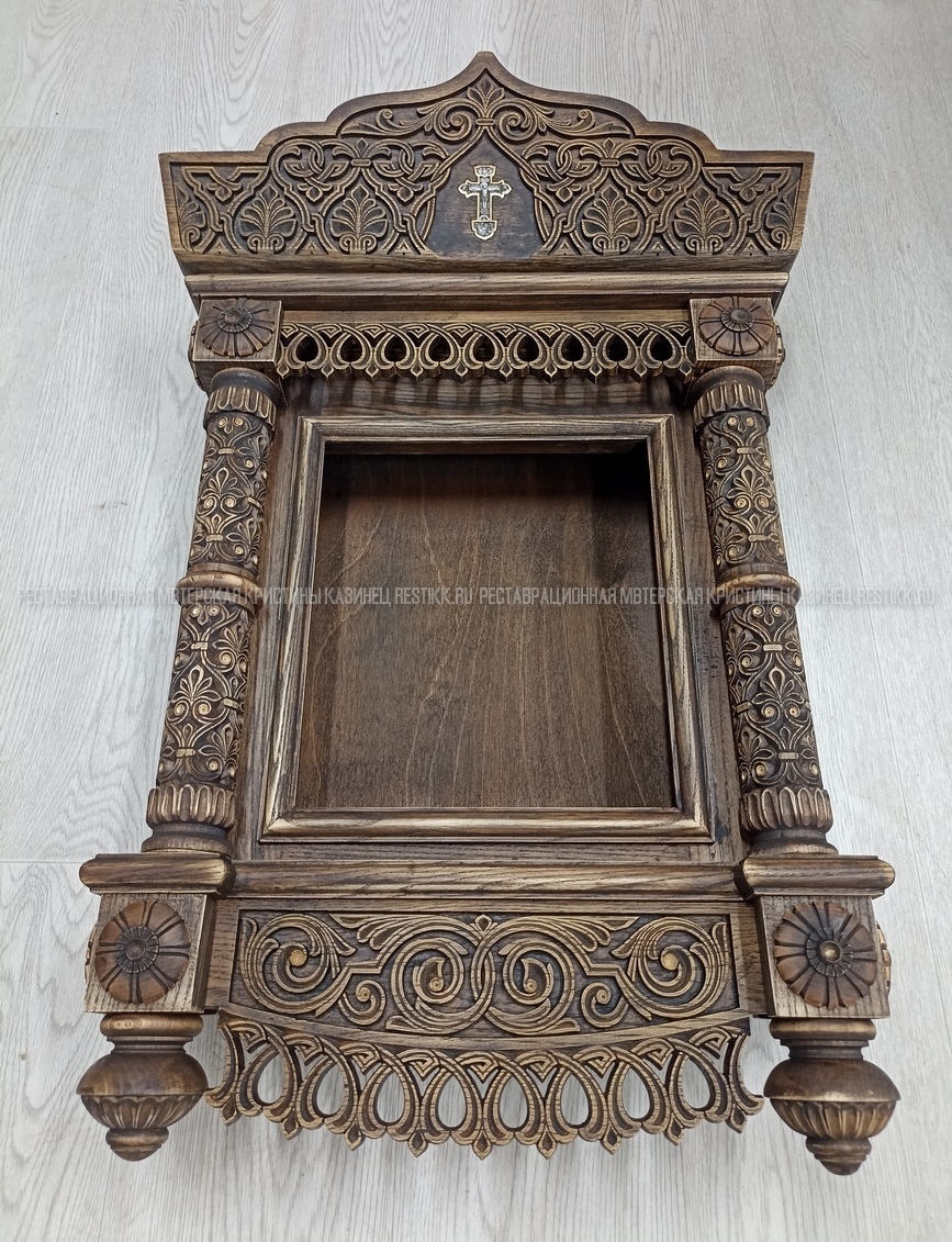 Реставрация современного киота с отделкой под старину