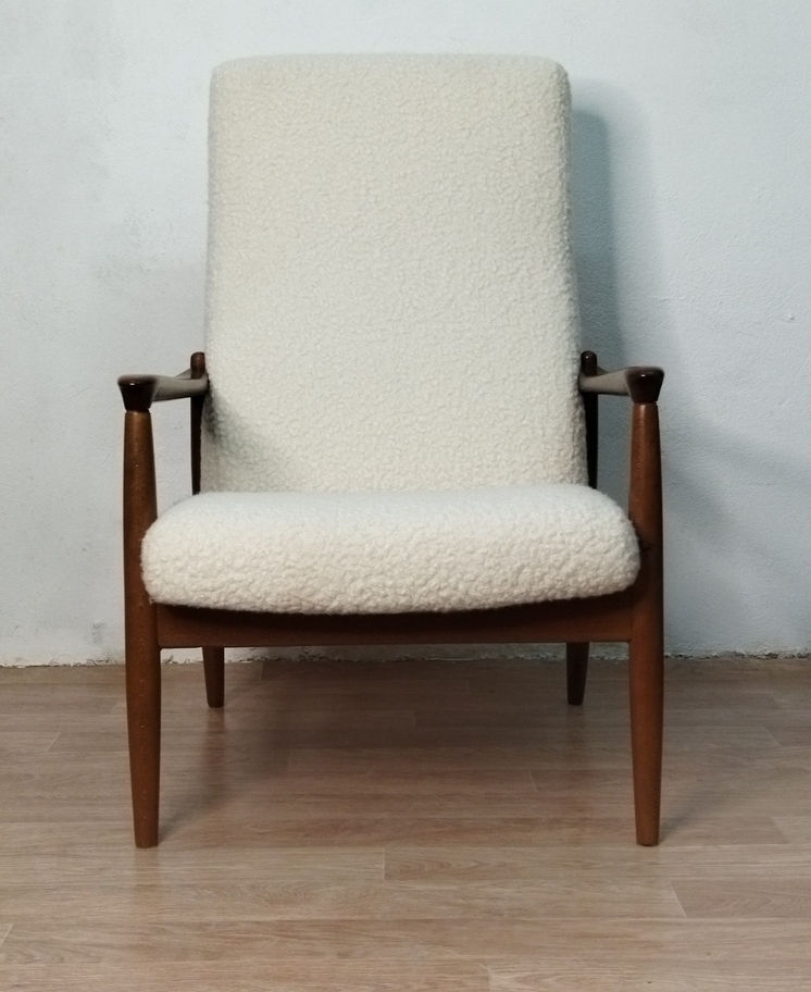 винтажное кресло