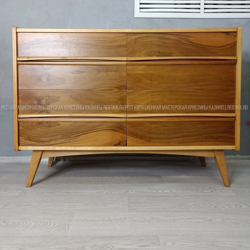 винтажная консоль