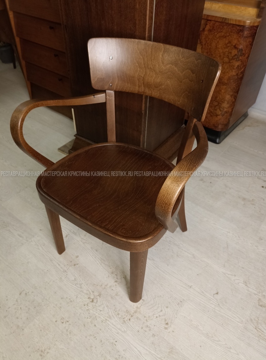 Реставрация полукресла из бука