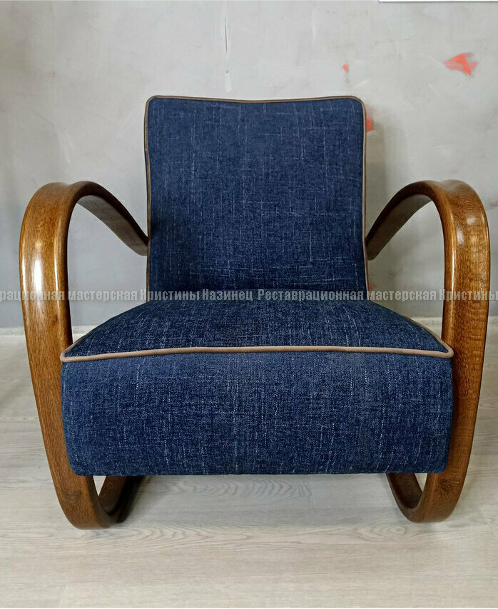 Кресло Halabala