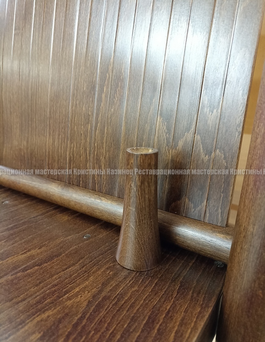 Реставрация театральной лавки