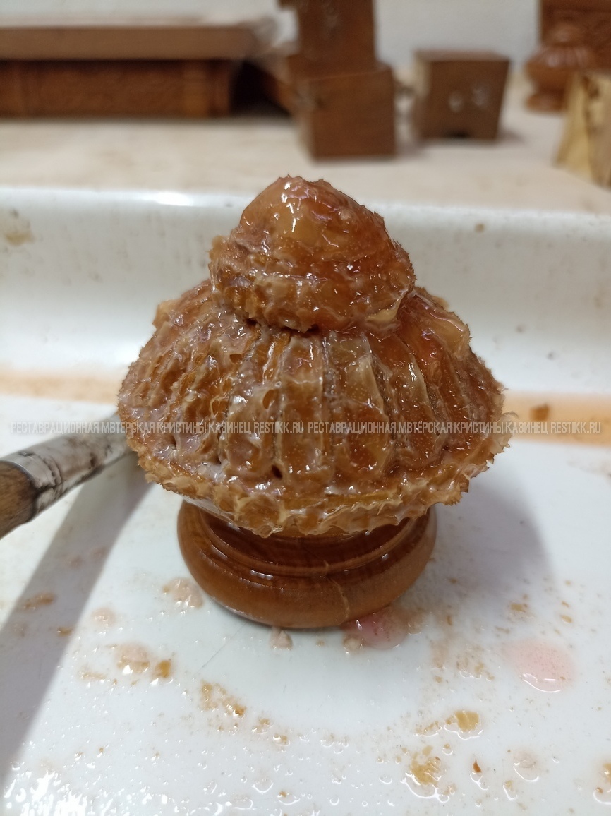 Реставрация современного киота с отделкой под старину