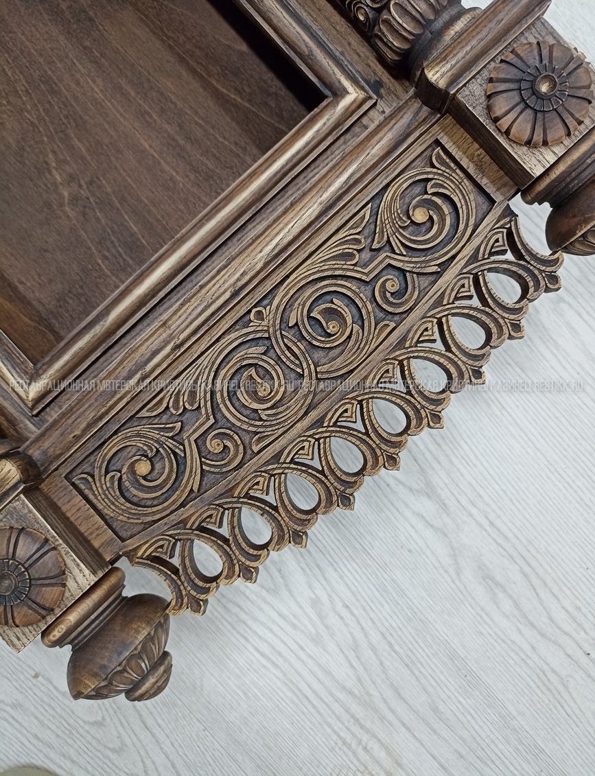 Реставрация современного киота с отделкой под старину