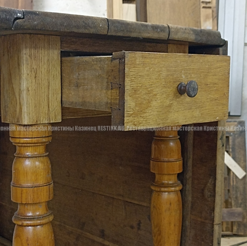 Состояние стола до реставрации